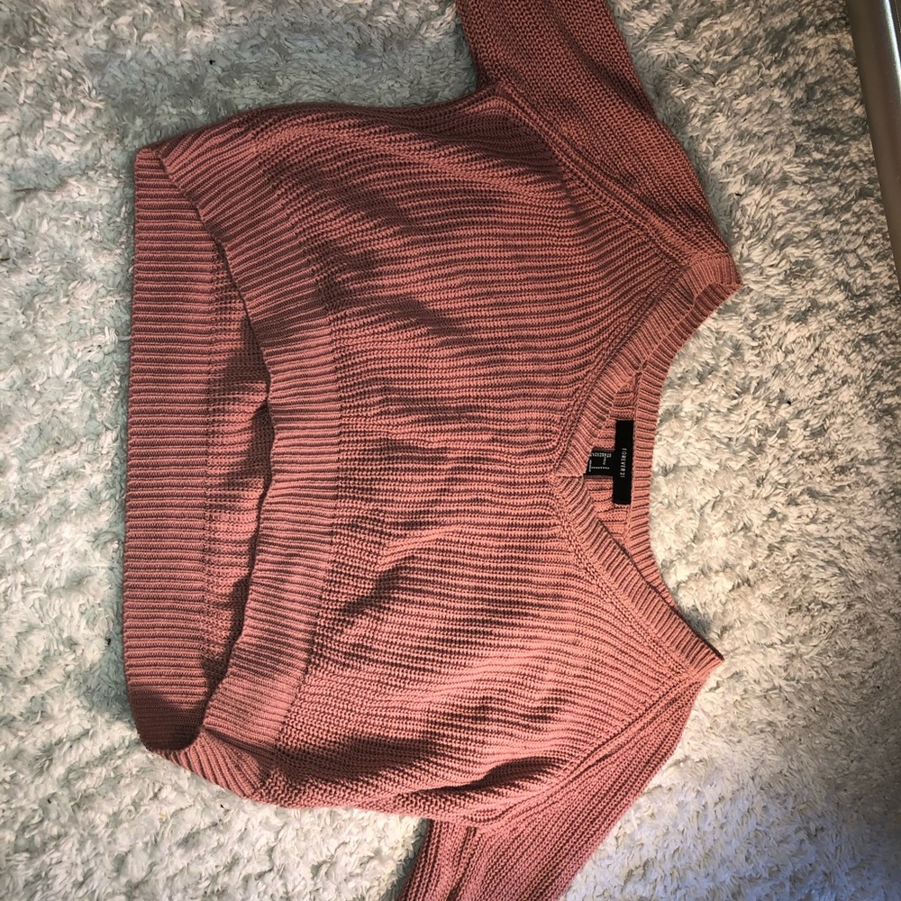 Super cute crop top sweater